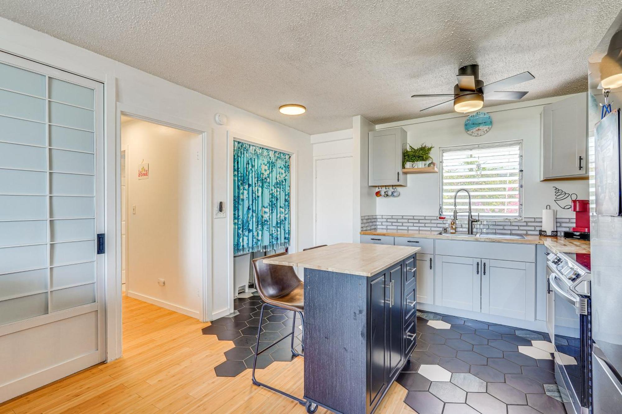 Kailua-Kona Condo With Balcony Walk To The Beach! Екстер'єр фото